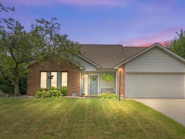 9421 Robin Meadow Pl, Fort Wayne, IN 46835
