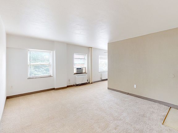 Dining/Living room