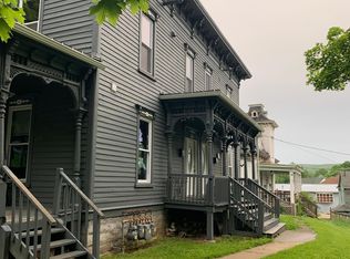 126 Chestnut St #B, Oneonta, NY 13820