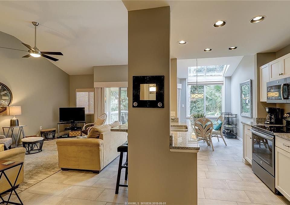 1st image of 7577 Ocean Ln #705