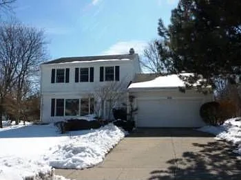 700 Thompson Blvd photo 1