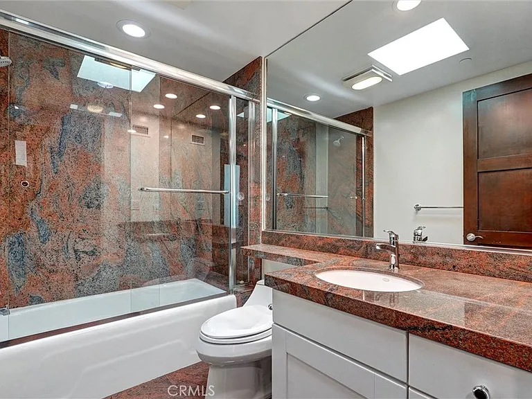 2323 S Beverly Glen Blvd #8 — Photo 25