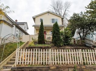 926 Lenox Ave, Waukegan, IL 60085