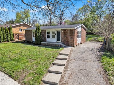 1026 Gott St, Ann Arbor, MI, 48103