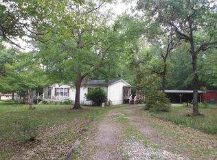 6050 Pine Hill Dr, Kountze, TX 77625