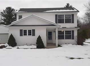 5109 Chillicothe Rd, Chagrin Falls, OH 44022