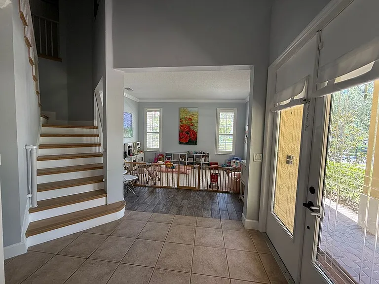 3425 Turningwind Ln — Photo 4