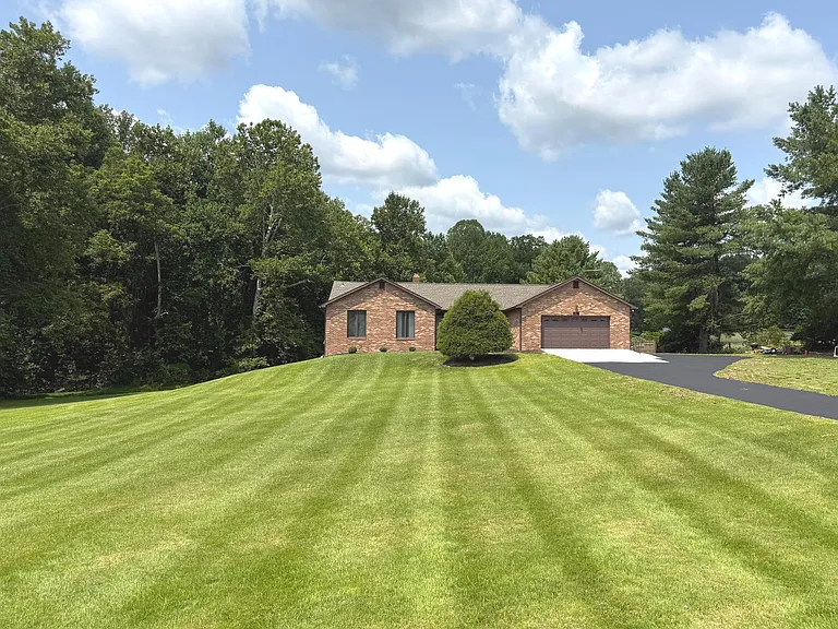 15881 Bald Eagle School Rd — Photo 1
