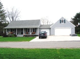 74 Pine Tree Rd, Sayre, PA 18840