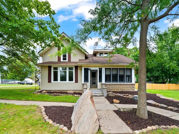 201 E Calhoun St, Claypool, IN 46510