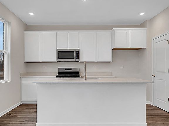 7th image of this home