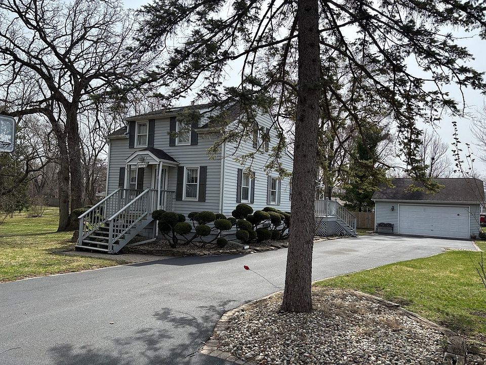 1st image of 25091 W Crawford Ave