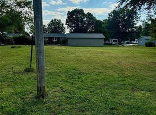 1500 N Van Buren St, Litchfield, IL 62056