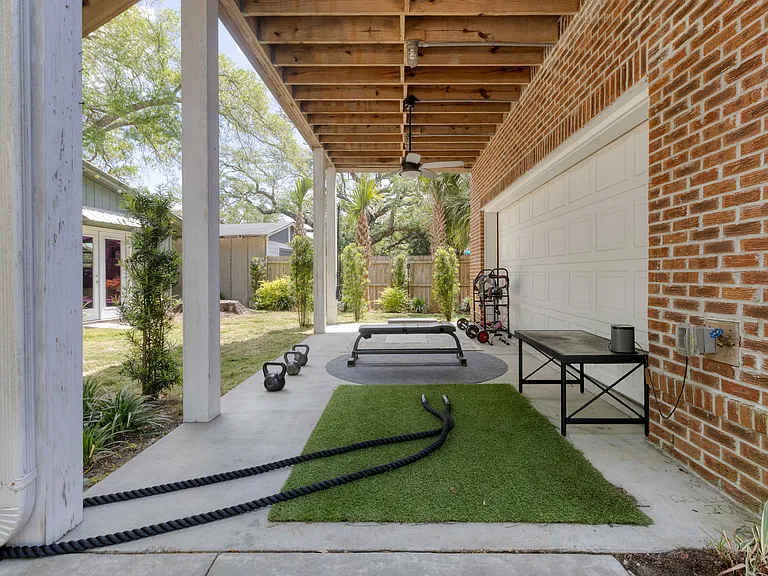 1444 Relyea Ave — Photo 10