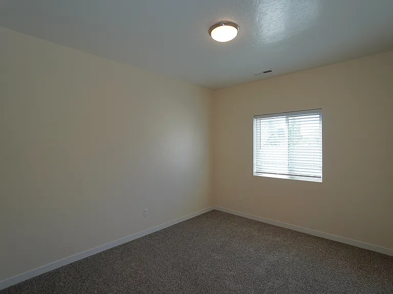 3061 W Silver River St — Photo 11