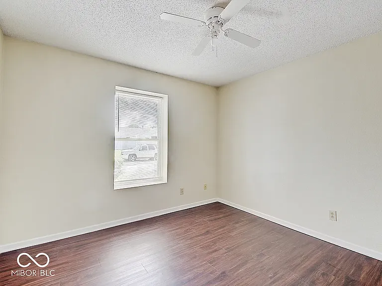 2372 Summerwood Ln — Photo 19
