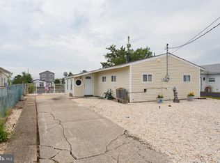 108 E Delaware Dr, Little Egg Harbor, NJ