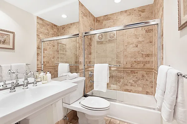Sold by Compass | media 17
