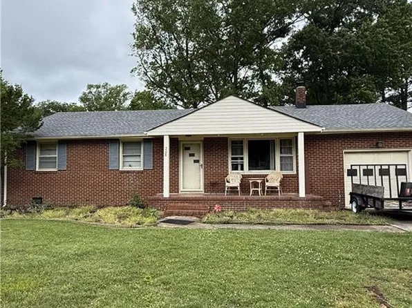 208 Gibson Dr, Chesapeake, VA 23320