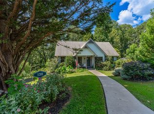 130 Raptor Way, Landrum, SC 29356