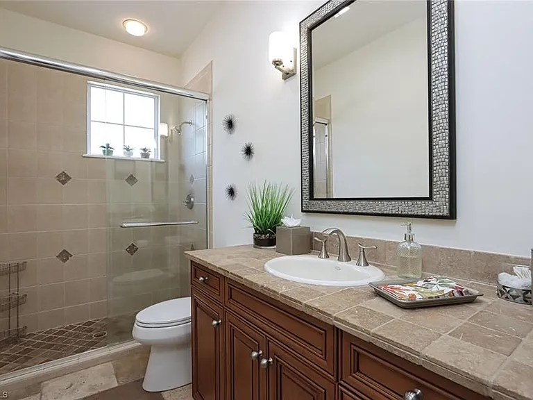 2868 Tiburon Blvd E #102 — Photo 19