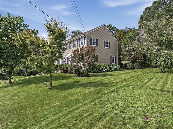 2nd image of 12 Heritage Dr