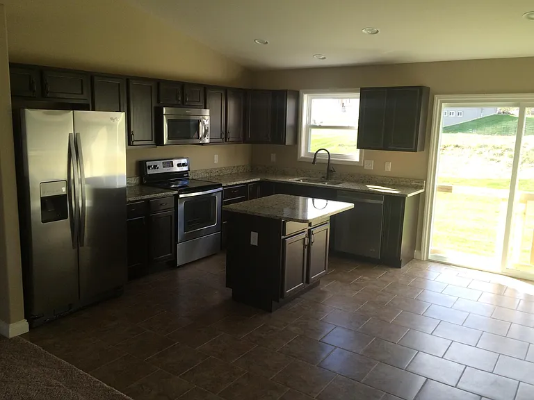423 Prairie Creek Dr — Photo 5