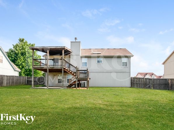 10019 E 220th St, Peculiar, MO 64078