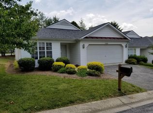 3100 Winterberry Sq, Roanoke, VA 24018