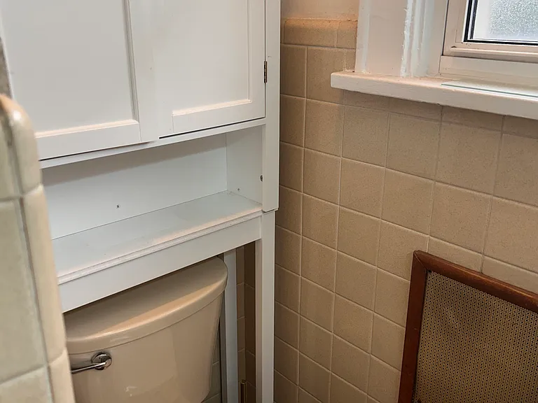 138 Lyon Pl — Photo 3
