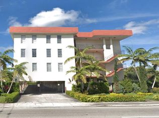 960 SW 42nd Ave APT 209, Miami, FL 33134
