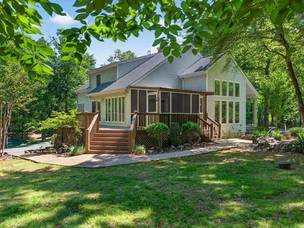 54 Amethyst Rd, Palmyra, VA 22963