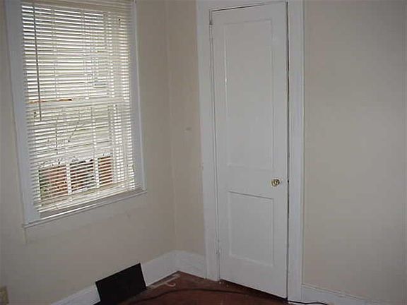 5th image of 164 Watkins Ct
