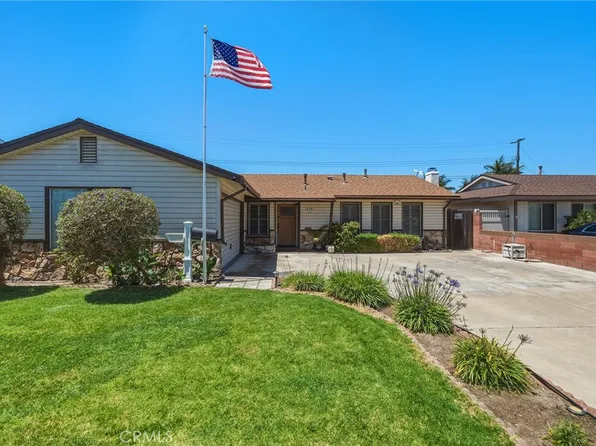 16301 Golden Gate Ln, Huntington Beach, CA 92649
