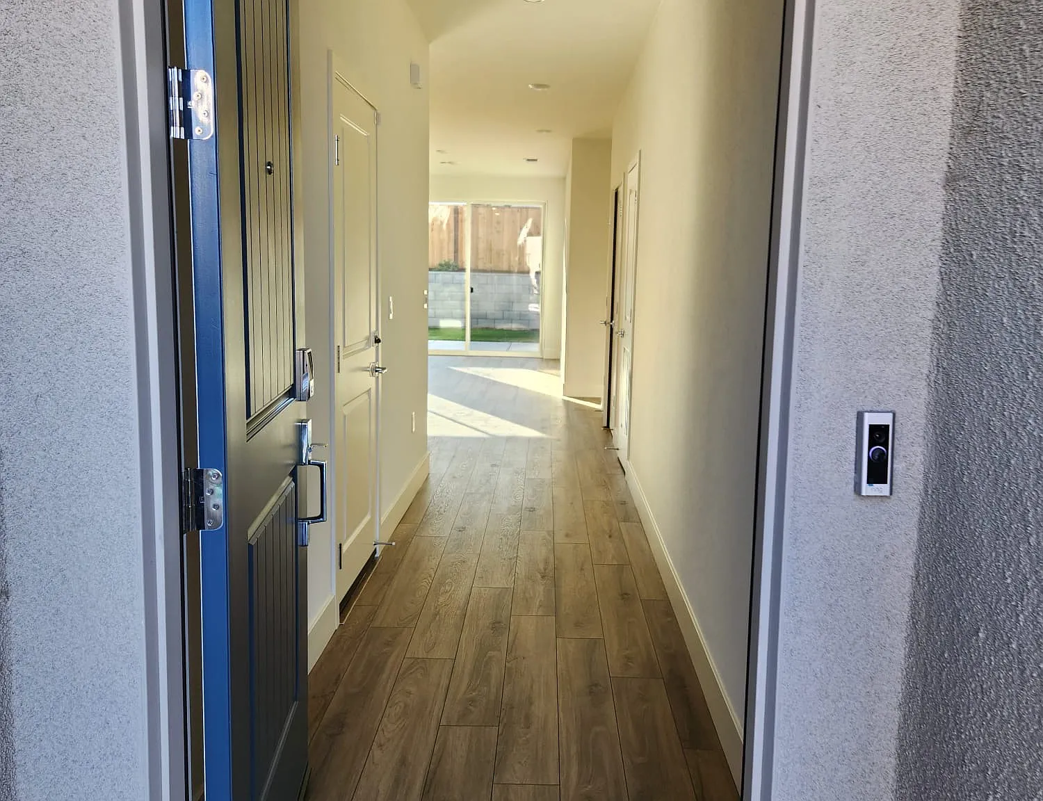Lilac St, Hollister — Photo 2