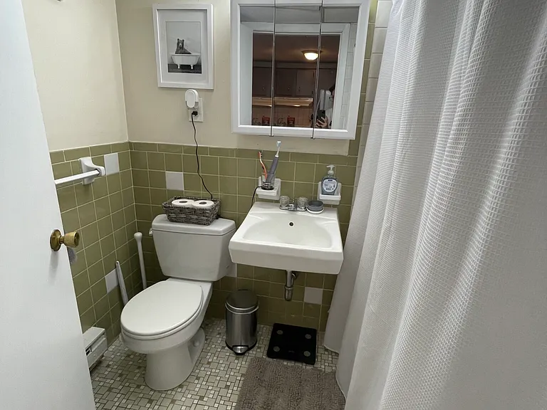 102 Alpine St #8 — Photo 14