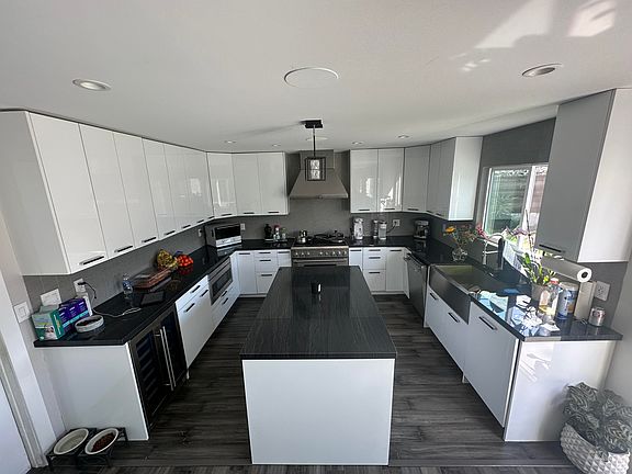 5th image of 7255 Alameda Ave