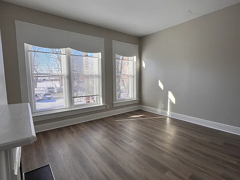 1023-1027 S 7th St #4 — Photo 8