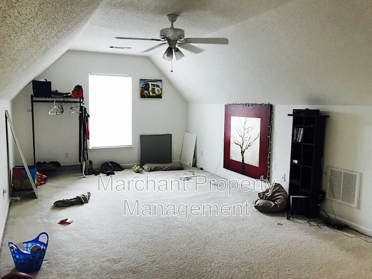 776 Waterbrook Ln — Photo 15