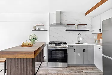 495 East 7th Street, #7D