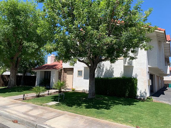 2nd image of 74560 Driftwood Dr #1