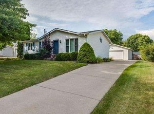 4816 57th St, Kenosha, WI 53144