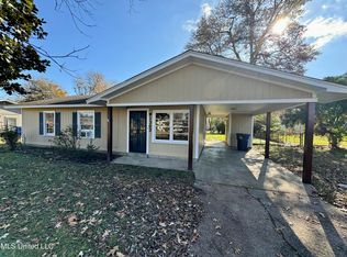 1303 W Sunflower Rd, Cleveland, MS 38732