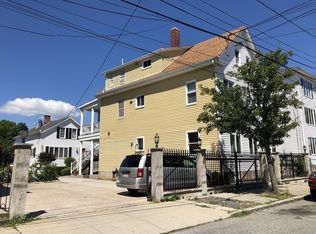 35R Acushnet Ave, New Bedford, MA 02744