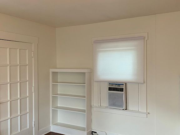 5th image of 5050 College View Ave