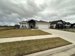 102 Gardenia Dr, Los Fresnos, TX 78566