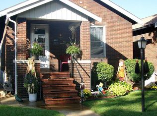 4017 McDonald Ave, Saint Louis, MO 63116