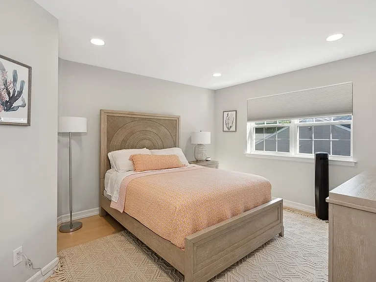 35 Hollow Ln — Photo 19