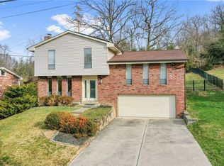 146 Loire Valley Dr, Pittsburgh, PA 15209