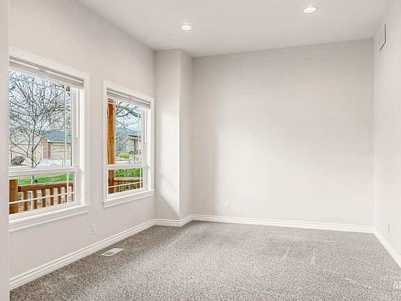 5th image of 10046 N Palisades Way